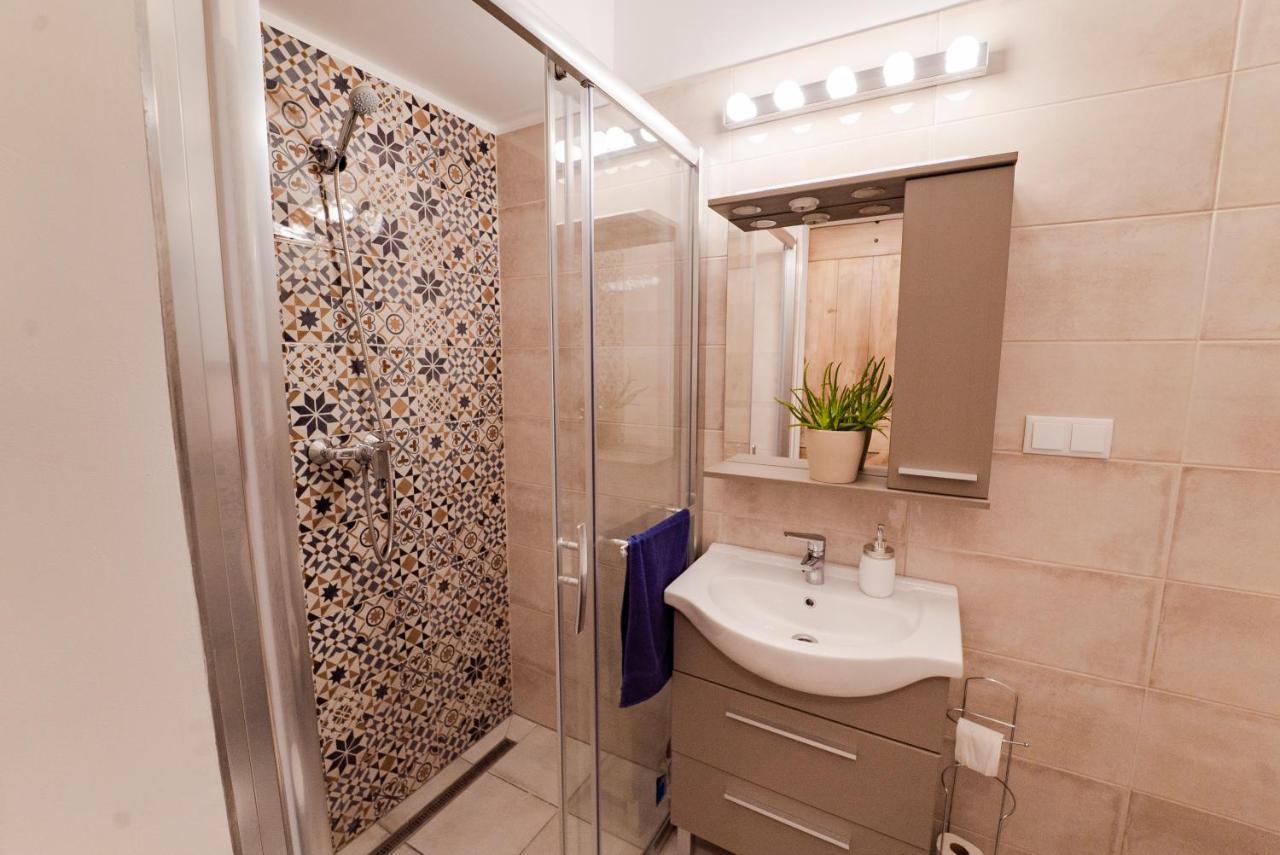 Rakoczi Prime Apartment Sopron Ngoại thất bức ảnh