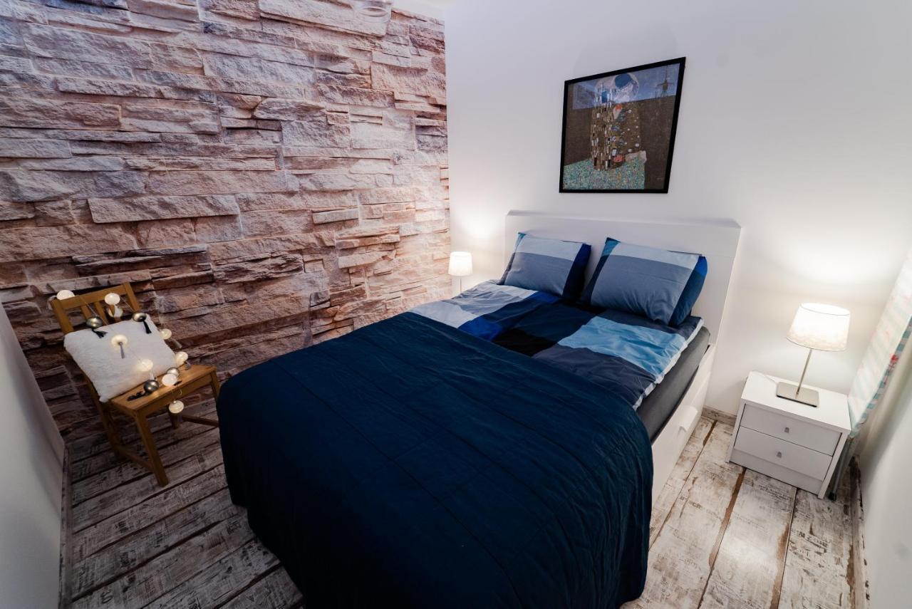 Rakoczi Prime Apartment Sopron Ngoại thất bức ảnh