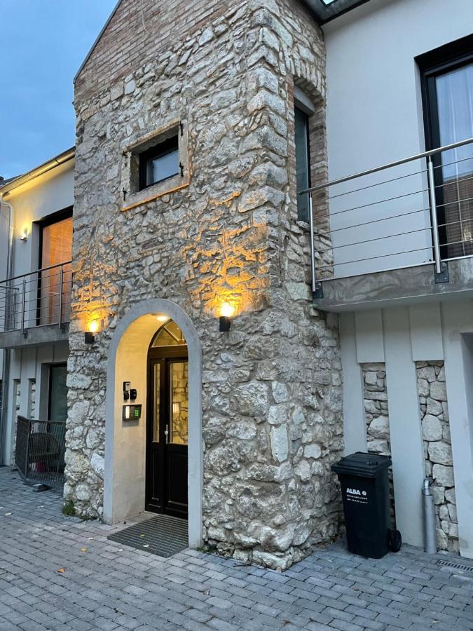 Rakoczi Prime Apartment Sopron Ngoại thất bức ảnh